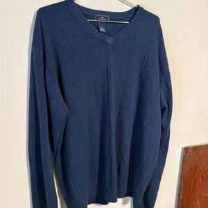 Dockers Men's Deep Blue V-Neck Sweater